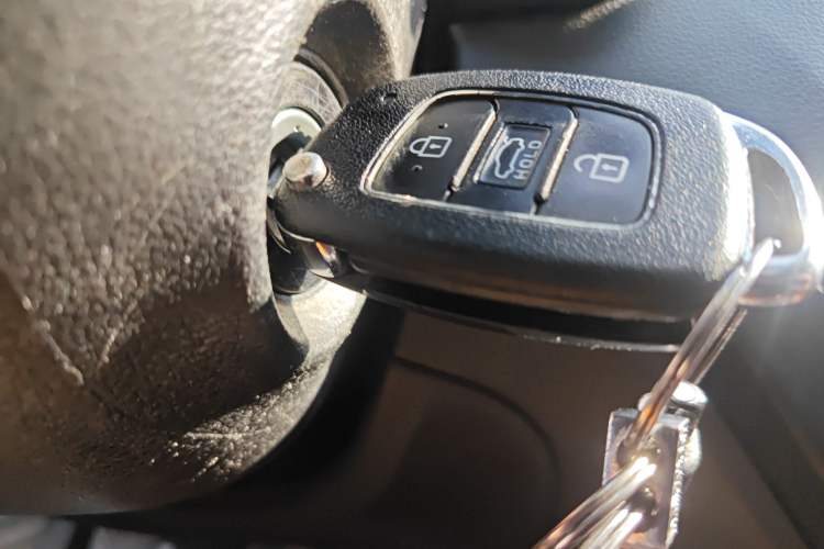 Used Hyundai Verna (new generation) 2016 1.4L Manual Cool Edition GLS Vehicle Key