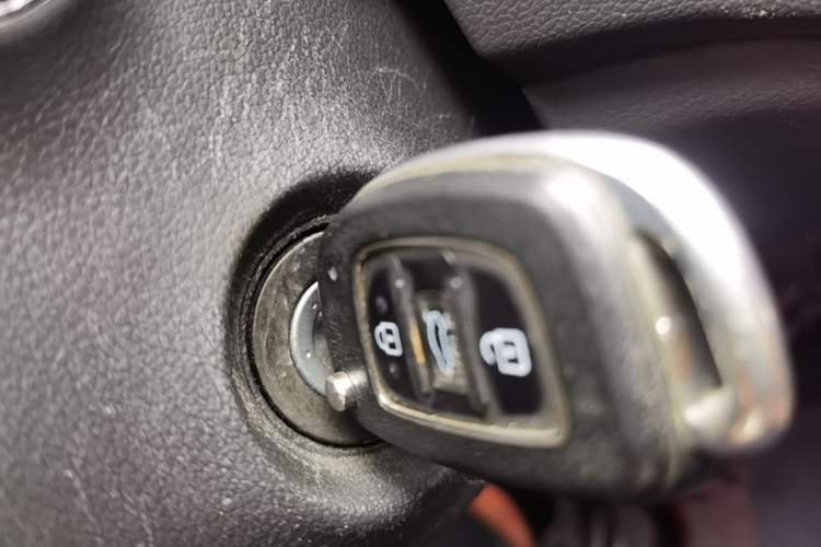 Used Hyundai Verna (new generation) 2016 1.4L Automatic Cool Edition GLS Vehicle Key