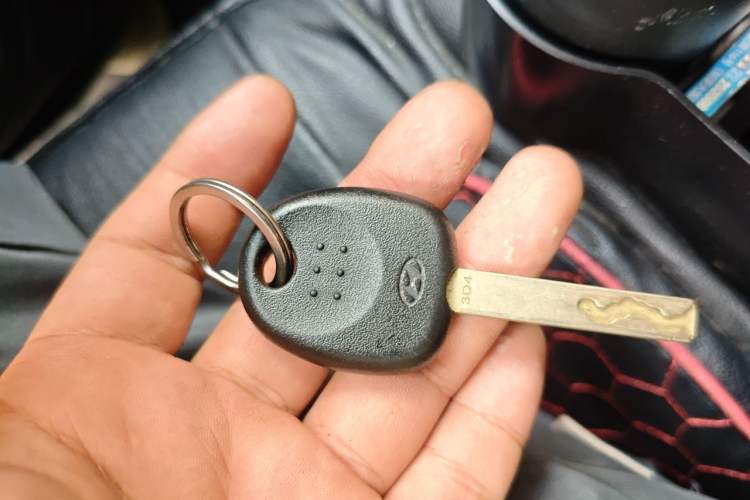 Used Hyundai Verna (new generation) 2016 1.4L Manual Cool Edition GLS Vehicle Key