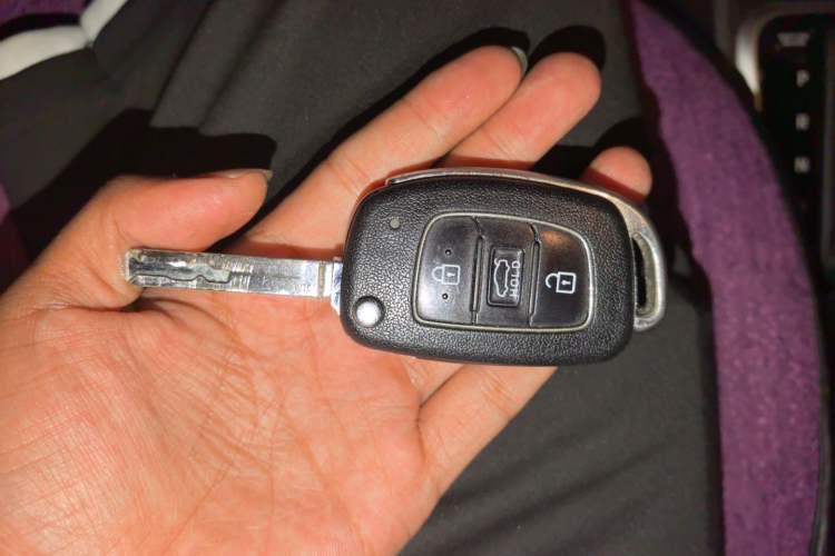 Used Hyundai Verna (new generation) 2016 1.4L Automatic Cool Edition GLS Vehicle Key