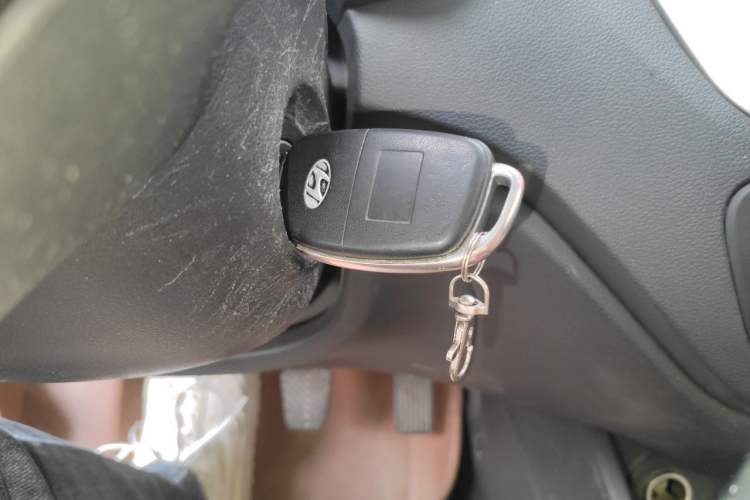 Used Hyundai Verna (new generation) 2016 1.4L Manual Cool Edition GLS Vehicle Key