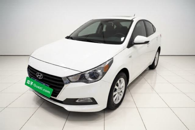 Gebrauchter Hyundai Verna (new generation) 2016 1.4L Automatic Cool Edition GLS
