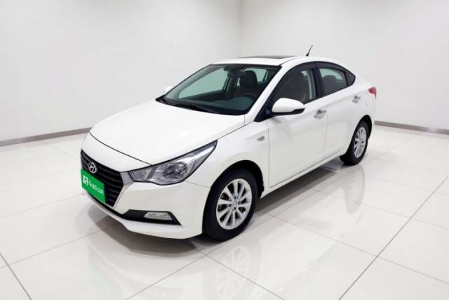 Używany Hyundai Verna (new generation) 2016 1.4L Manual Cool Edition GLS