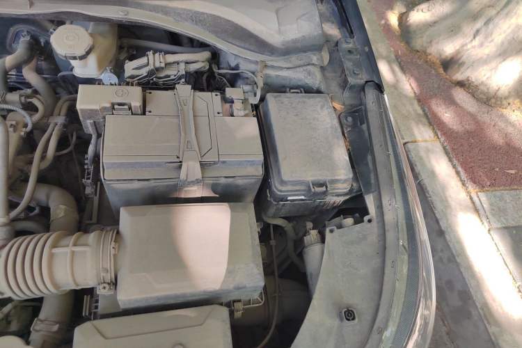 Used Hyundai Verna (new generation) 2020 1.4L Manual GLS Cool Edition Engine Bay Left