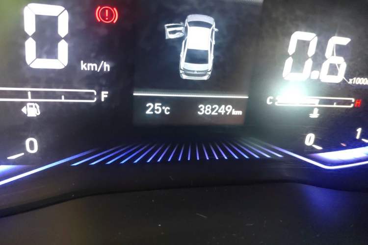 Used Hyundai Verna (new generation) 2020 1.4L Manual GLS Cool Edition Odometer Close Up