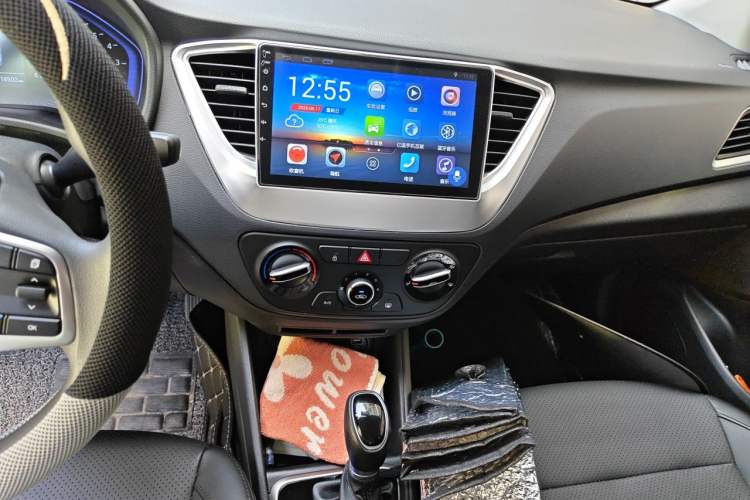 Used Hyundai Verna (new generation) 2020 1.4L CVT GLS Cool Edition Audio And AC Panel