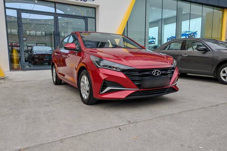 Used Hyundai Verna (new generation) 2020 1.4L Manual GLS Cool Edition Exterior 2