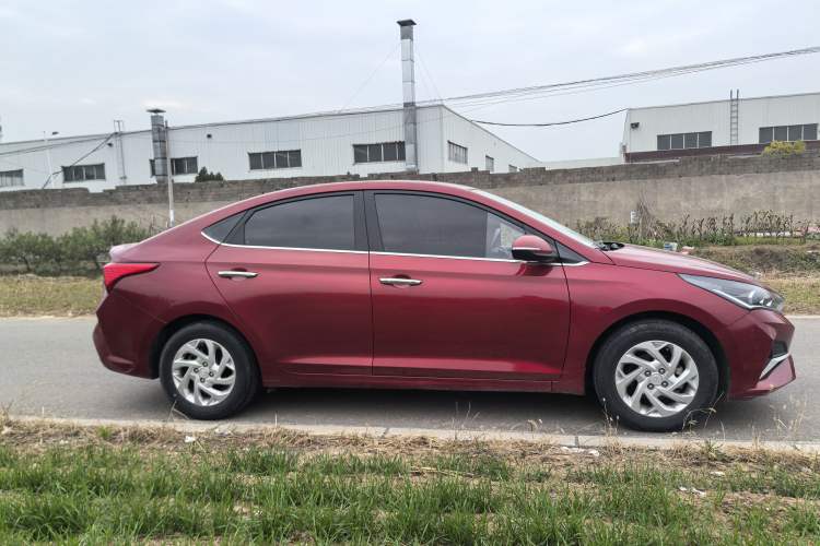 Used Hyundai Verna (new generation) 2020 1.4L CVT GLS Cool Edition Exterior 3