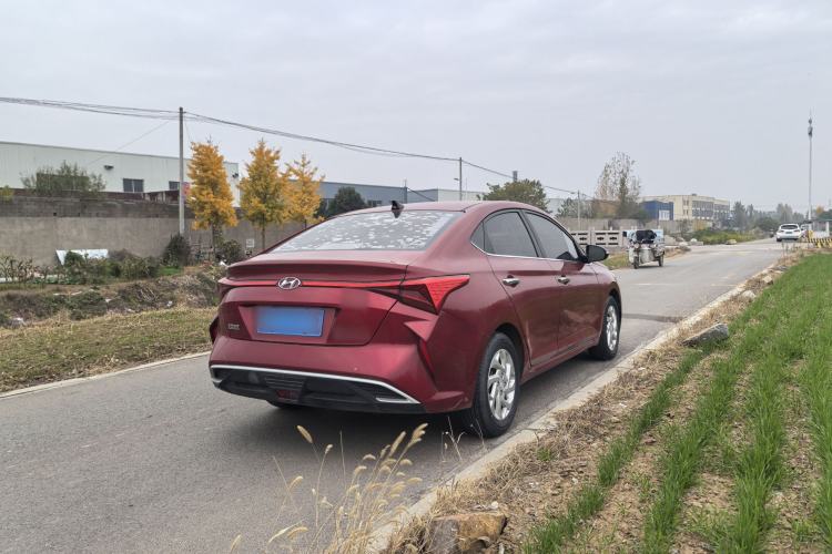Used Hyundai Verna (new generation) 2020 1.4L CVT GLS Cool Edition Exterior 4