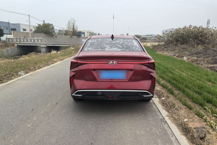 Used Hyundai Verna (new generation) 2020 1.4L CVT GLS Cool Edition Exterior 5