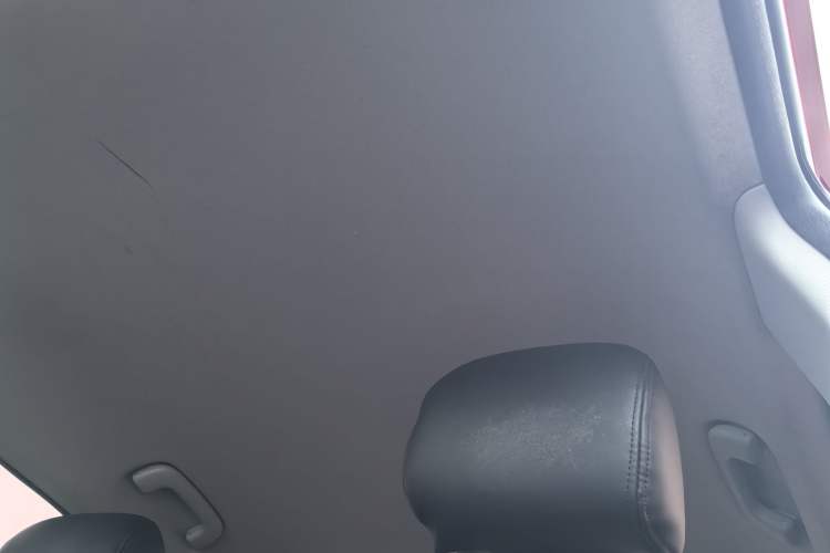 Used Hyundai Verna (new generation) 2020 1.4L CVT GLS Cool Edition Headliner