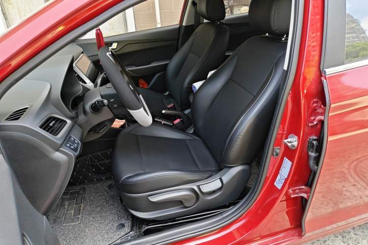 Used Hyundai Verna (new generation) 2020 1.4L CVT GLS Cool Edition Left Front Seat