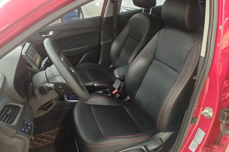 Used Hyundai Verna (new generation) 2020 1.4L CVT GLS Cool Edition Left Front Seat