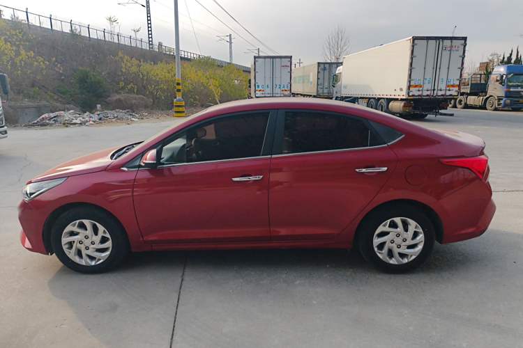 Used Hyundai Verna (new generation) 2020 1.4L CVT GLS Cool Edition Left Side