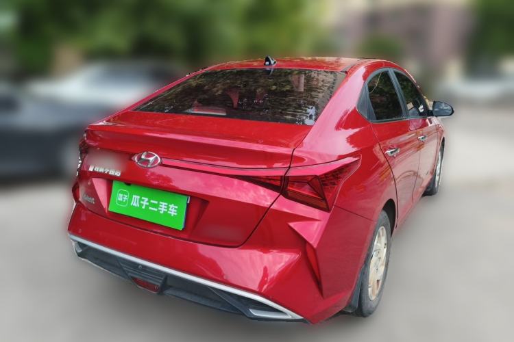Used Hyundai Verna (new generation) 2020 1.4L Manual GLS Cool Edition Rear Right 45 Deg