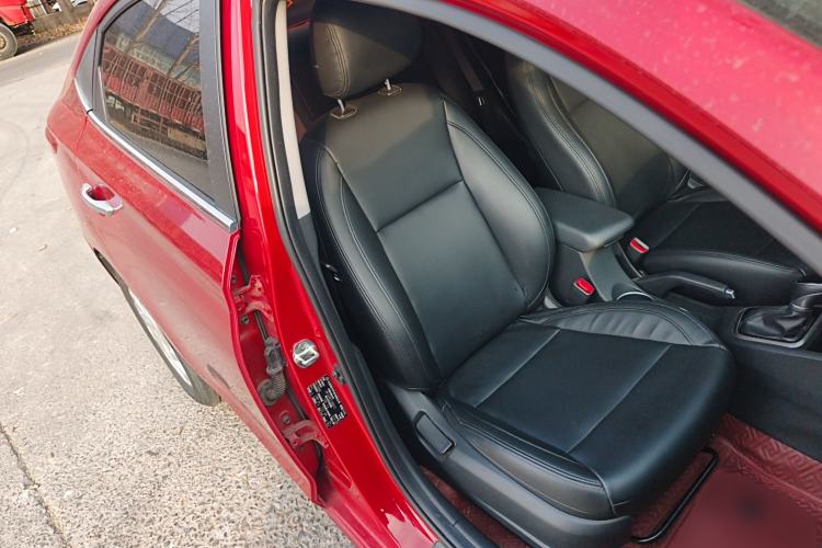 Used Hyundai Verna (new generation) 2020 1.4L CVT GLS Cool Edition Right Front Seat