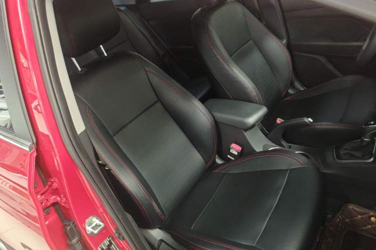 Used Hyundai Verna (new generation) 2020 1.4L CVT GLS Cool Edition Right Front Seat