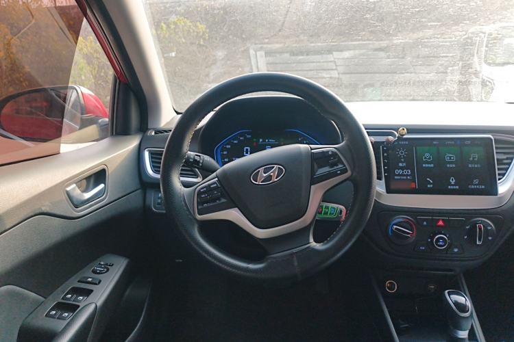 Used Hyundai Verna (new generation) 2020 1.4L CVT GLS Cool Edition Steering Wheel