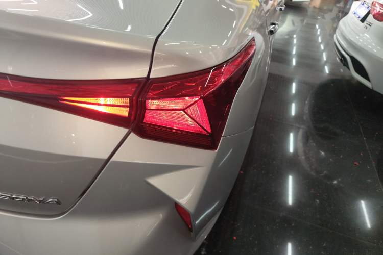Used Hyundai Verna (new generation) 2020 1.4L CVT TOP Elite Edition Exterior 3