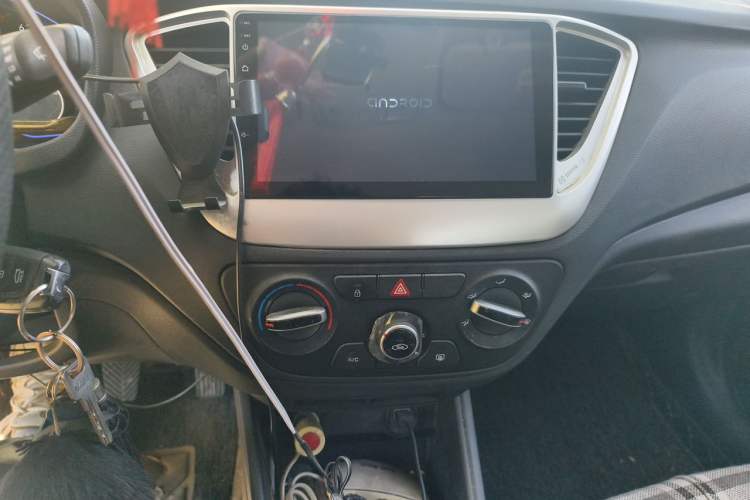 Used Hyundai Verna (new generation) 2020 1.4L Manual GLS Cool Edition Audio And AC Panel