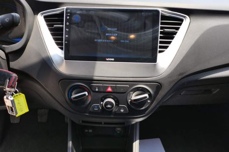 Used Hyundai Verna (new generation) 2020 1.4L Manual GLS Cool Edition Audio And AC Panel