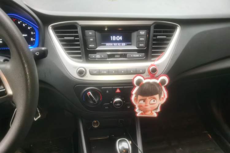 Used Hyundai Verna (new generation) 2020 1.4L CVT GLS Cool Edition Audio And AC Panel