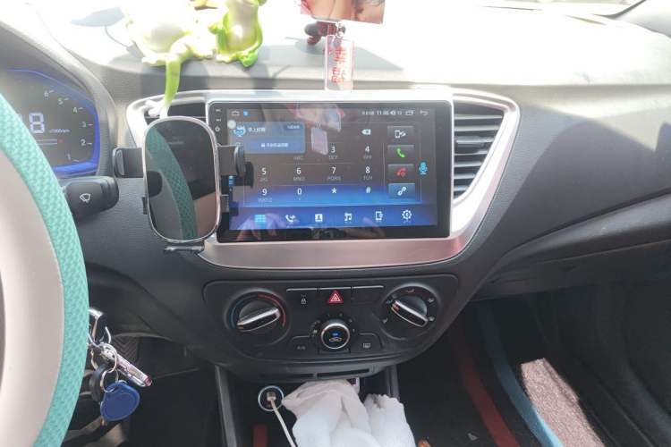 Used Hyundai Verna (new generation) 2020 1.4L Manual GLS Cool Edition Audio And AC Panel