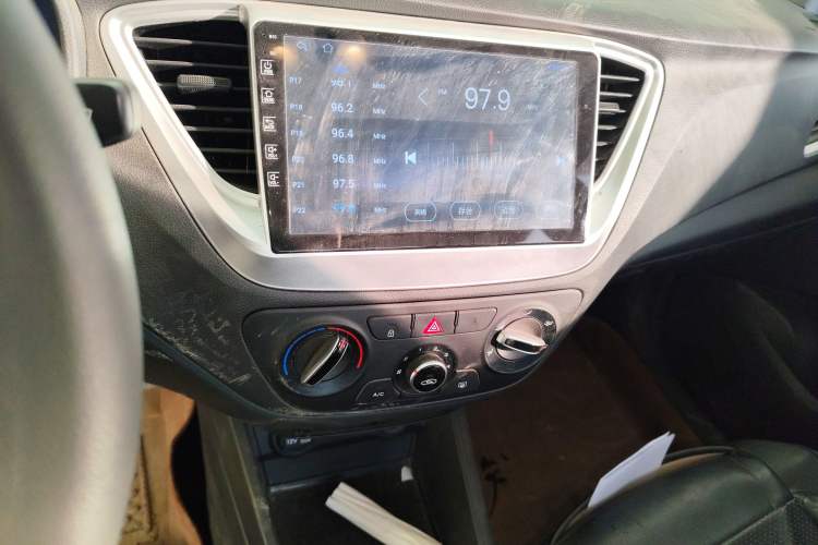 Used Hyundai Verna (new generation) 2020 1.4L Manual GLS Cool Edition Audio And AC Panel