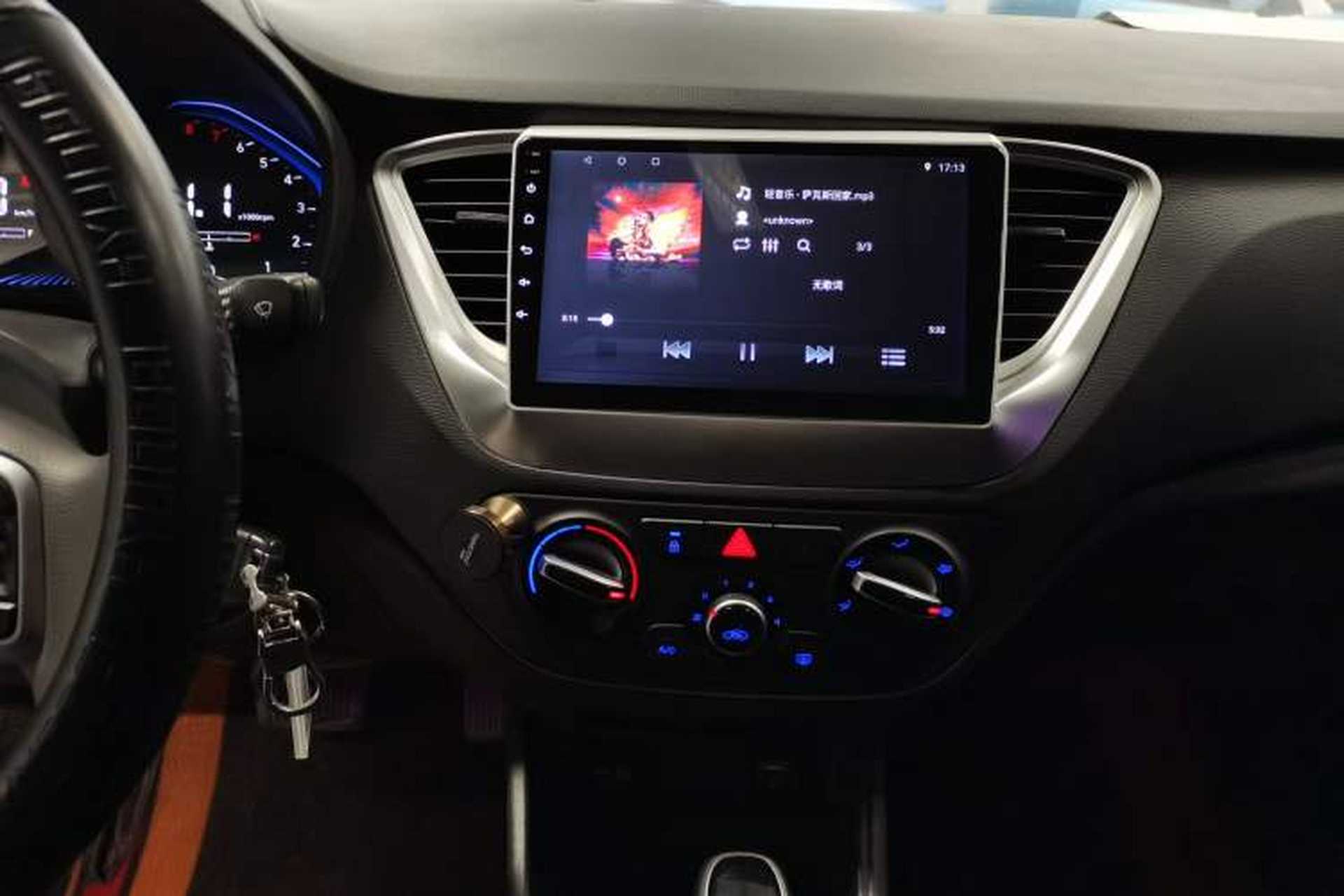 Used Hyundai Verna (new generation) 2020 1.4L CVT GLS Cool Edition Audio And AC Panel