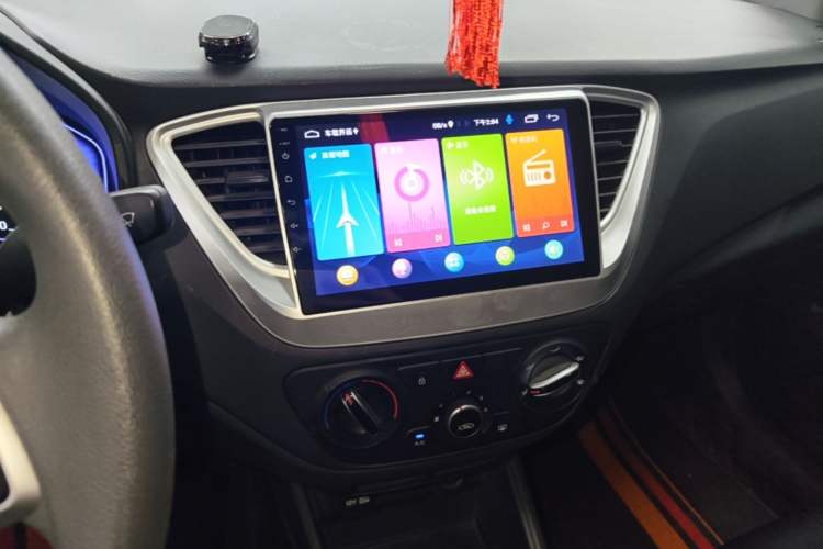 Used Hyundai Verna (new generation) 2020 1.4L Manual GS Youth Edition Audio And AC Panel