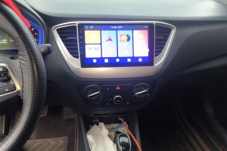 Used Hyundai Verna (new generation) 2020 1.4L CVT GLS Cool Edition Audio And AC Panel