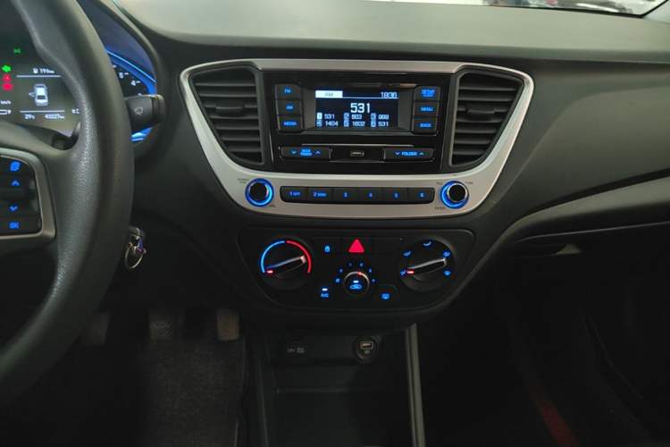Used Hyundai Verna (new generation) 2020 1.4L Manual GLS Cool Edition Audio And AC Panel