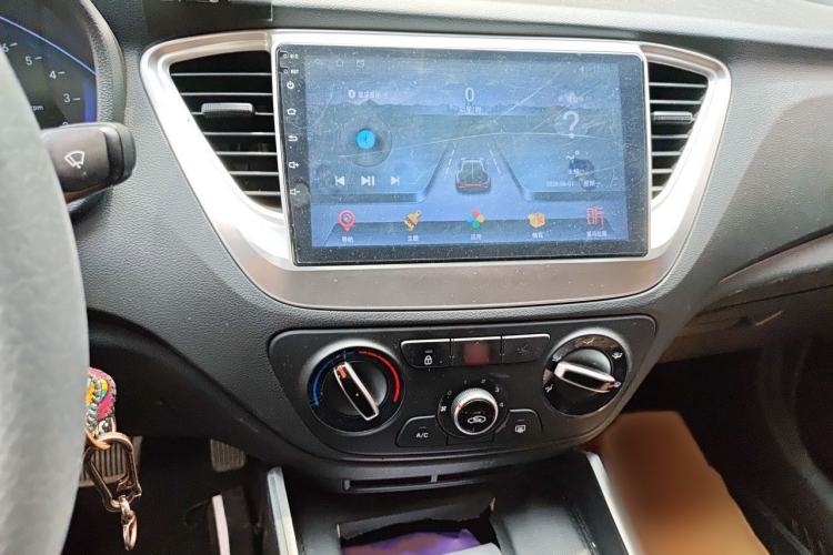 Used Hyundai Verna (new generation) 2020 1.4L CVT GLS Cool Edition Audio And AC Panel