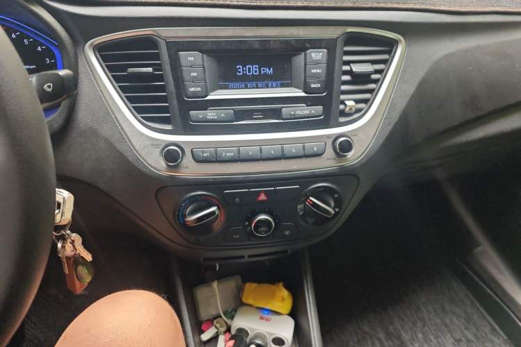 Used Hyundai Verna (new generation) 2020 1.4L Manual GLS Cool Edition Audio And AC Panel