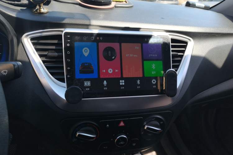 Used Hyundai Verna (new generation) 2020 1.4L Manual GLS Cool Edition Audio And AC Panel