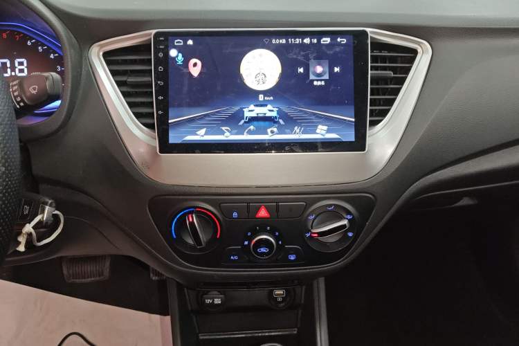 Used Hyundai Verna (new generation) 2020 1.4L CVT GLS Cool Edition Audio And AC Panel