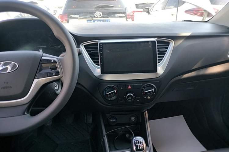 Used Hyundai Verna (new generation) 2020 1.4L Manual GLS Cool Edition Audio And AC Panel