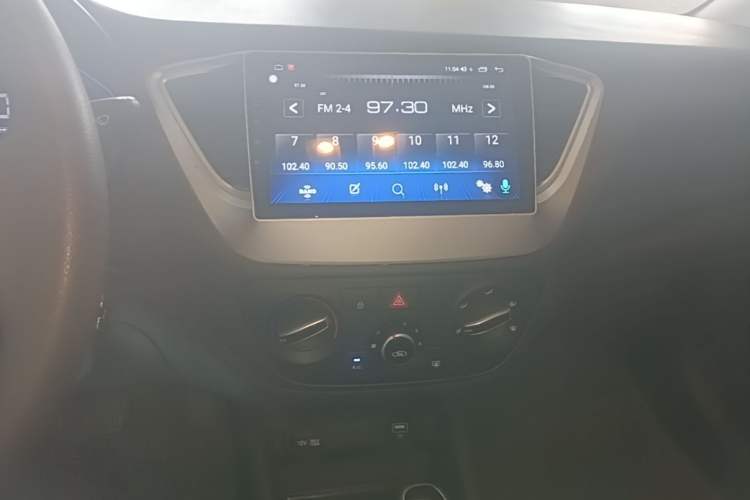 Used Hyundai Verna (new generation) 2020 1.4L CVT TOP Elite Edition Audio And AC Panel