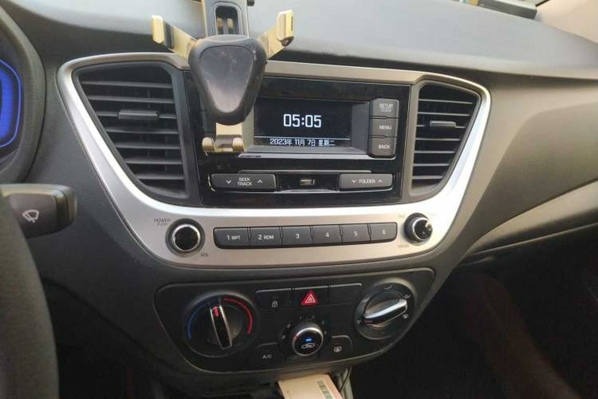 Used Hyundai Verna (new generation) 2020 1.4L Manual GLS Cool Edition Audio And AC Panel