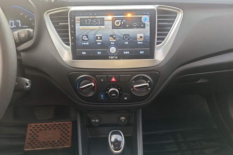 Used Hyundai Verna (new generation) 2020 1.4L CVT GLS Cool Edition Audio And AC Panel