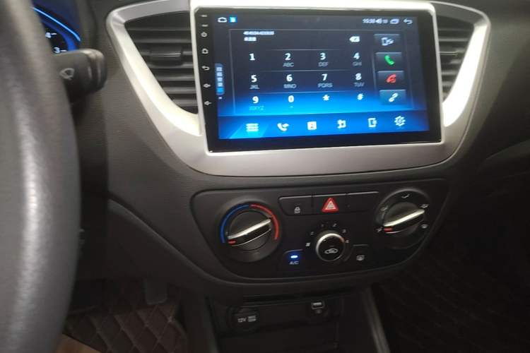 Used Hyundai Verna (new generation) 2020 1.4L CVT GLS Cool Edition Audio And AC Panel