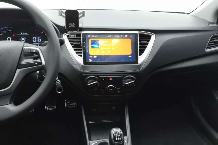 Used Hyundai Verna (new generation) 2020 1.4L Manual GLS Cool Edition Audio And AC Panel