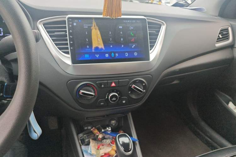 Used Hyundai Verna (new generation) 2020 1.4L CVT GLS Cool Edition Audio And AC Panel