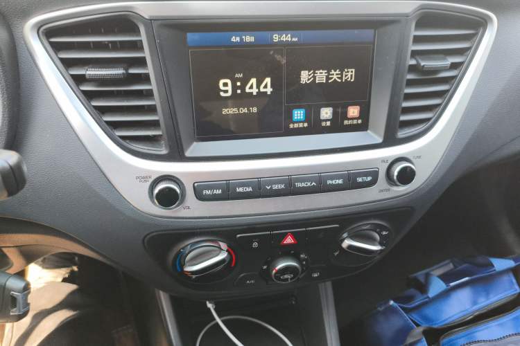Used Hyundai Verna (new generation) 2020 1.4L Manual GLS Cool Edition Audio And AC Panel