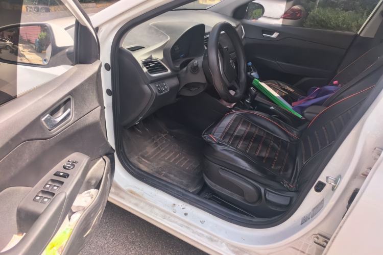 Used Hyundai Verna (new generation) 2020 1.4L Manual GLS Cool Edition Driver Seat
