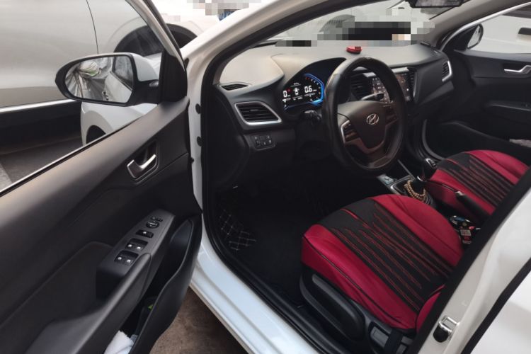 Used Hyundai Verna (new generation) 2020 1.4L Manual GLS Cool Edition Driver Seat