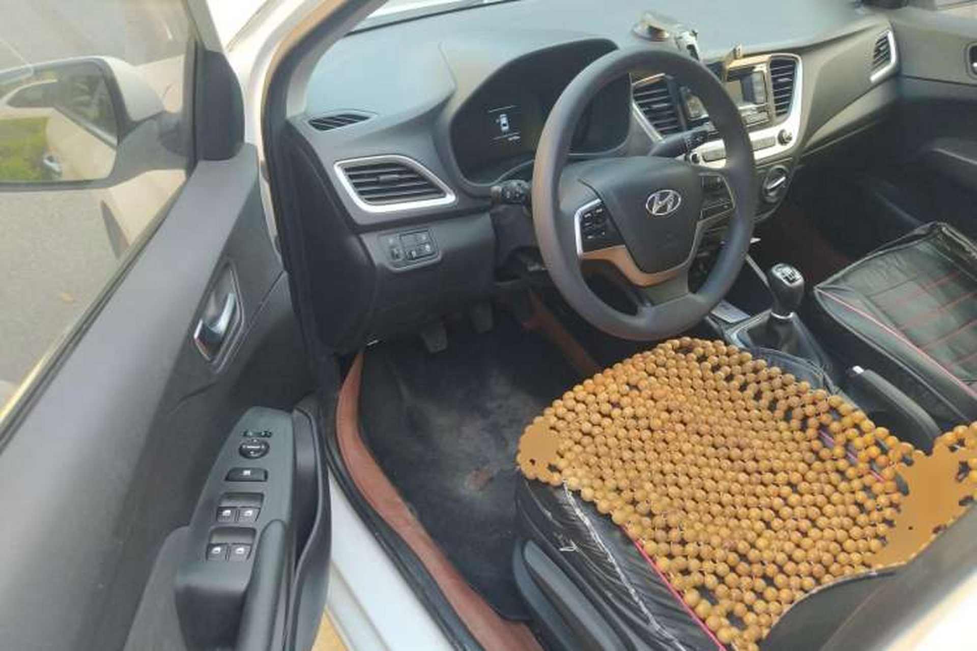 Used Hyundai Verna (new generation) 2020 1.4L Manual GLS Cool Edition Driver Seat