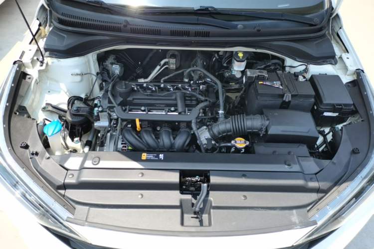 Used Hyundai Verna (new generation) 2020 1.4L Manual GLS Cool Edition Engine Bay