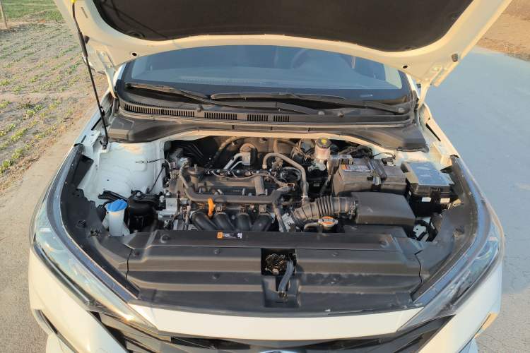Used Hyundai Verna (new generation) 2020 1.4L Manual GLS Cool Edition Engine Bay