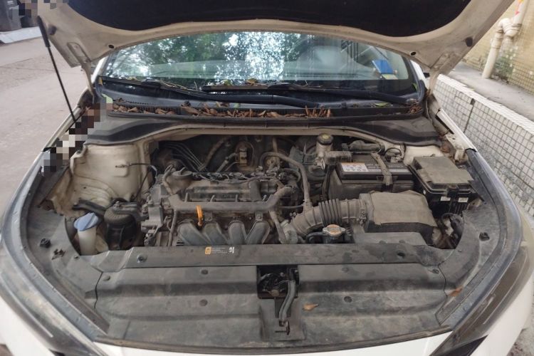 Used Hyundai Verna (new generation) 2020 1.4L CVT GLS Cool Edition Engine Bay